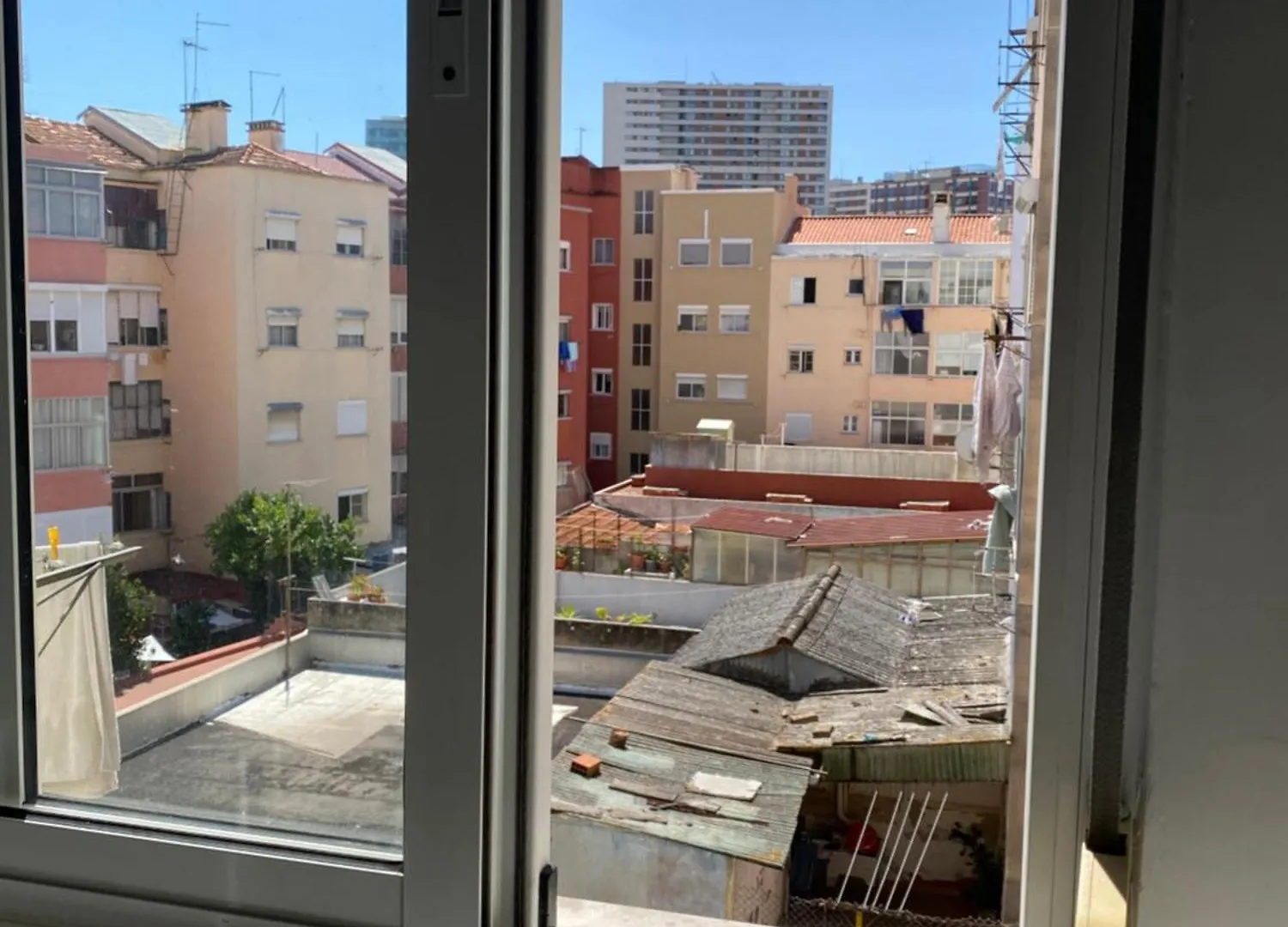 Quarto Do Bairro Лиссабон 0*,  Португалия